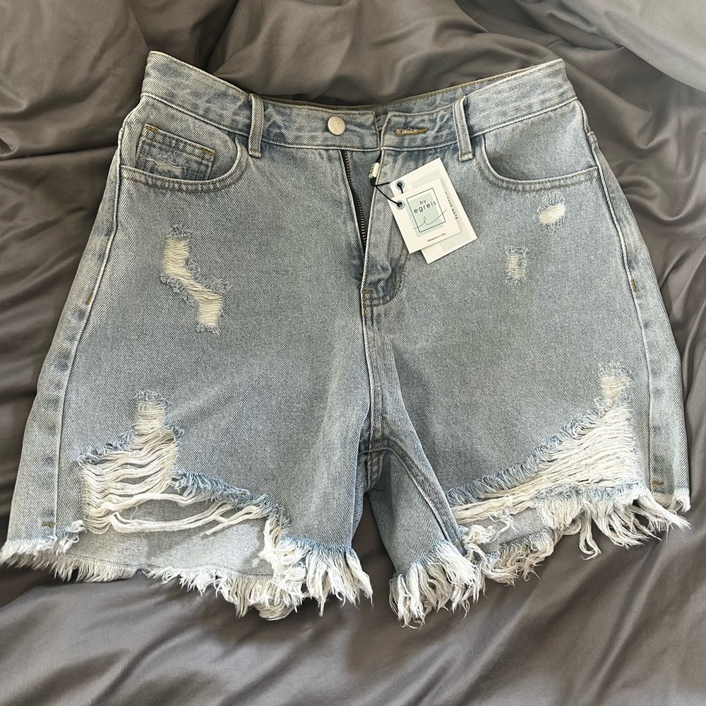 Carson Shorts NWT ByEgreis